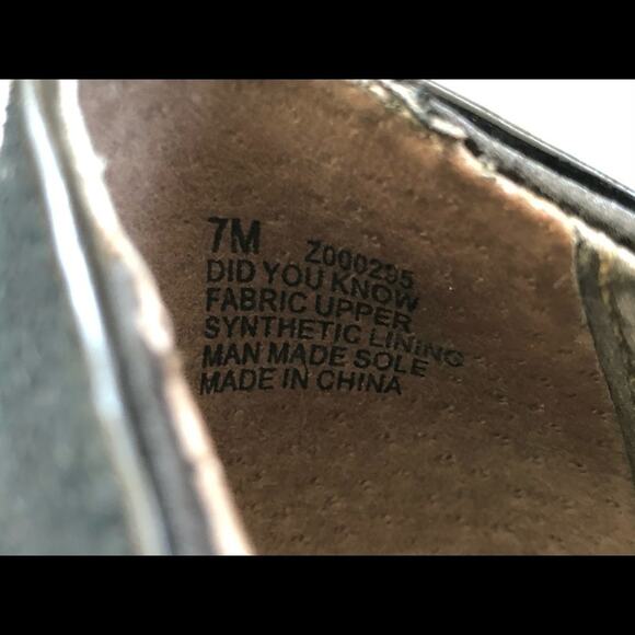 Kenneth Cole Black Peep Toe Heels, Size 7 - Picture 8 of 8